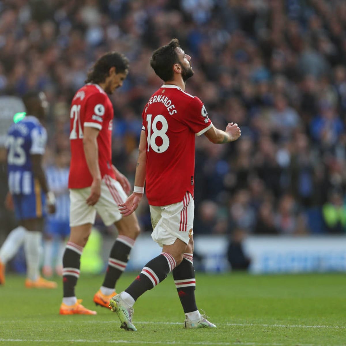 Bruno Fernandes admits he was not fit to wear the Man Utd shirt in