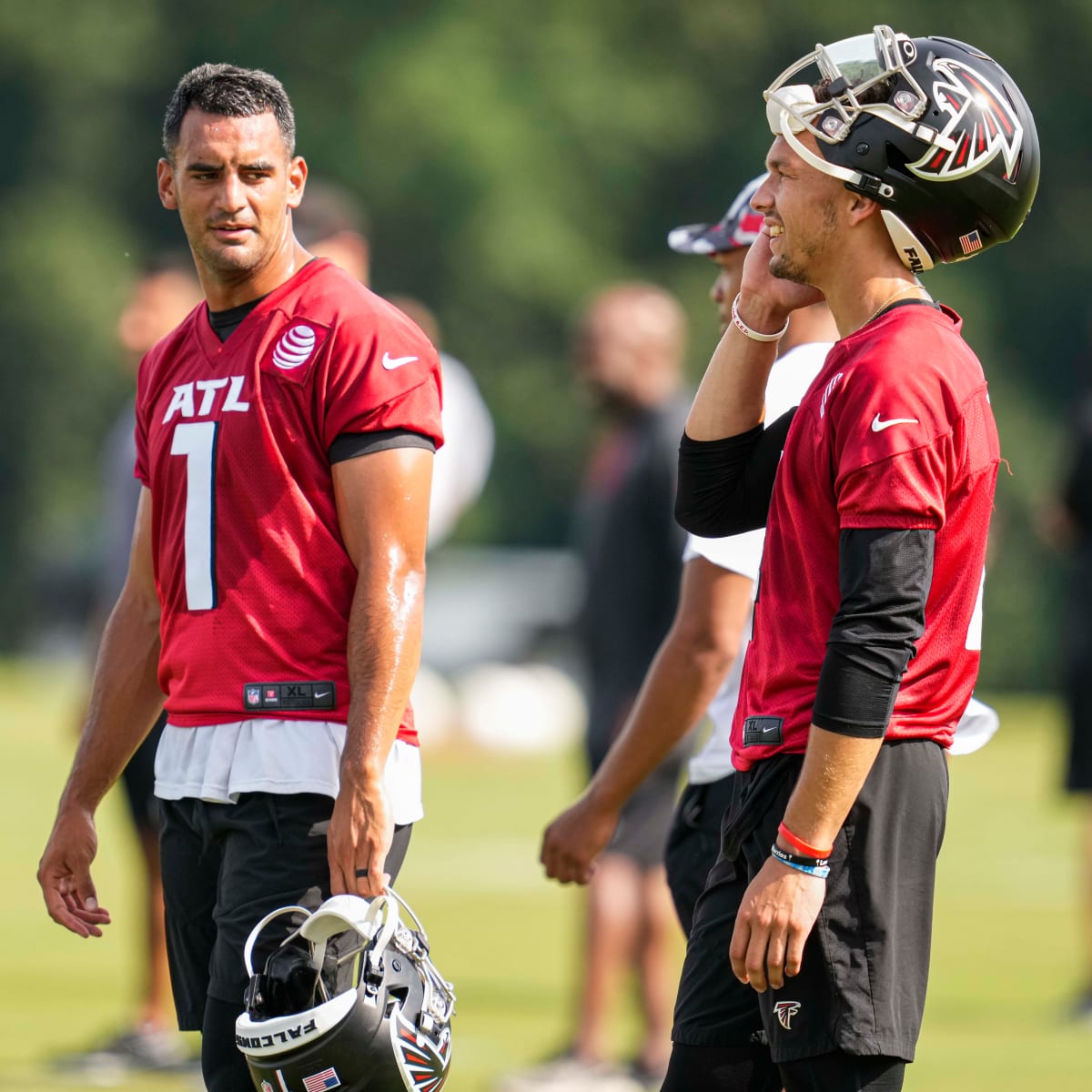 Marcus Mariota named the starting quarterback of the Atlanta Falcons 