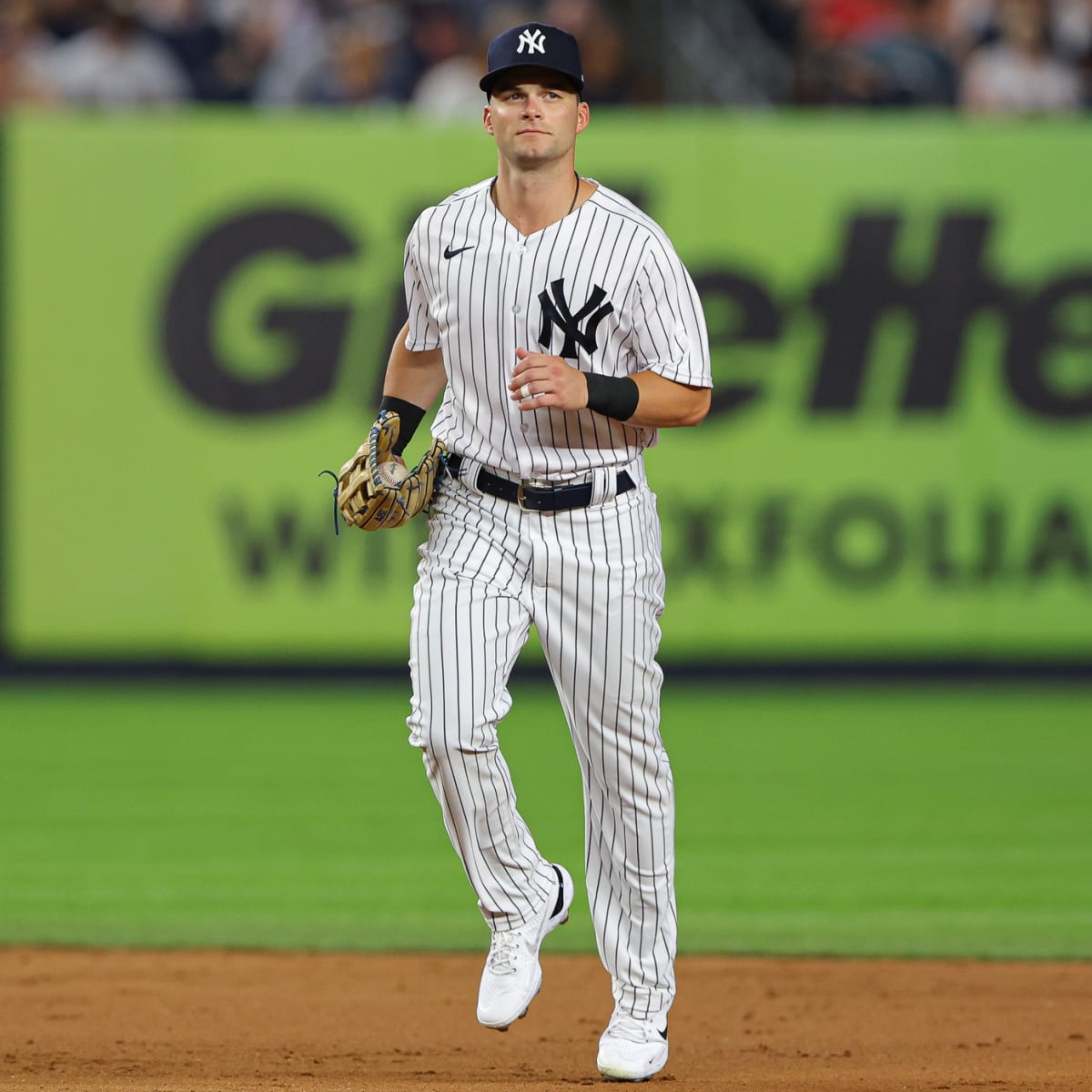 Former Red Sox star Andrew Benintendi helps Yankees win at Fenway