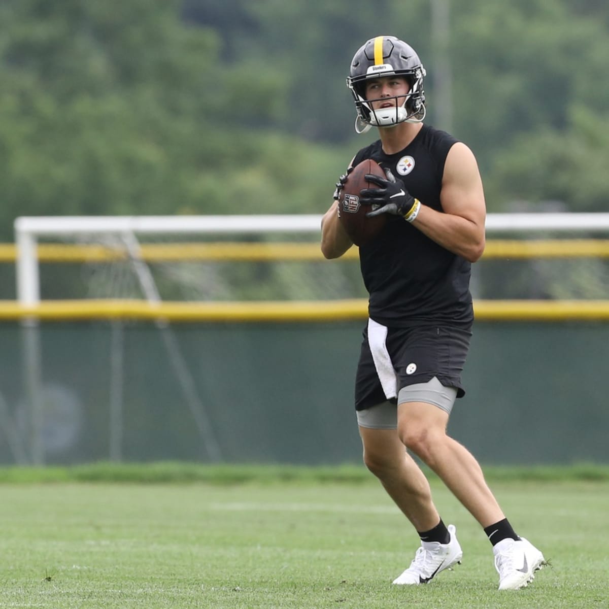 Steelers 2019 Training Camp Recap: Rain cuts somber practice short