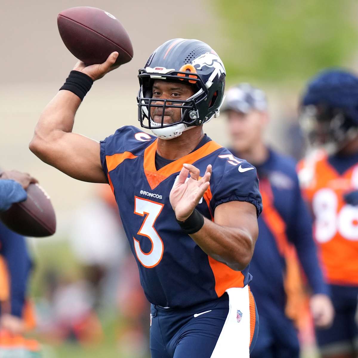 Projecting Denver Broncos' New Quarterback Room for 2022 - Sports  Illustrated Mile High Huddle: Denver Broncos News, Analysis and More