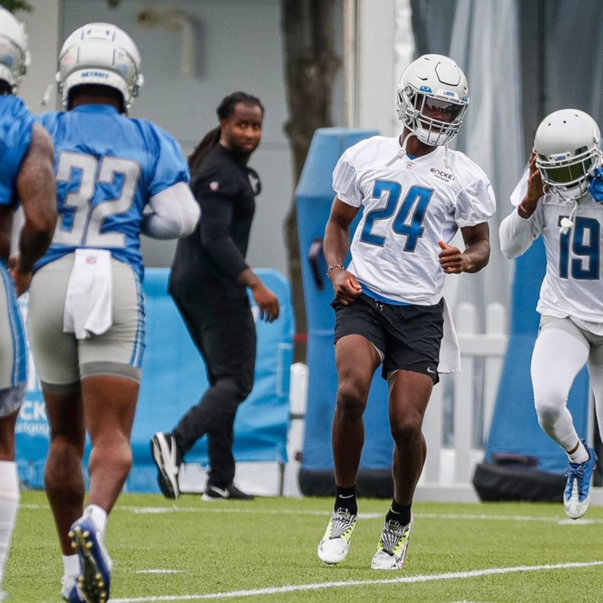 Detroit Lions News: Amani Oruwariye deserves a bigger piece of pie