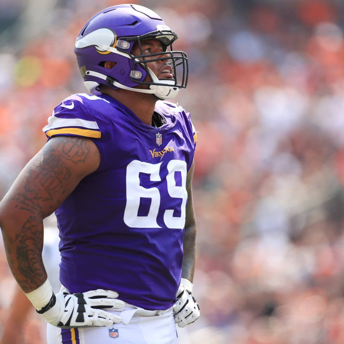 Vikings' Rashod Hill gets a crack at right tackle in place of Mike