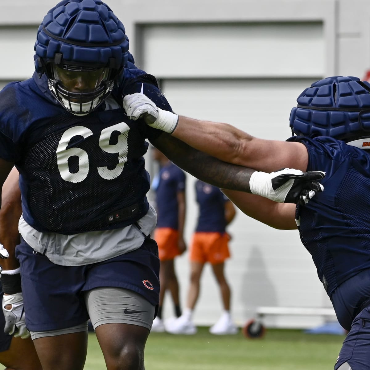 Doug Kramer gets first-team reps at Chicago Bears training camp