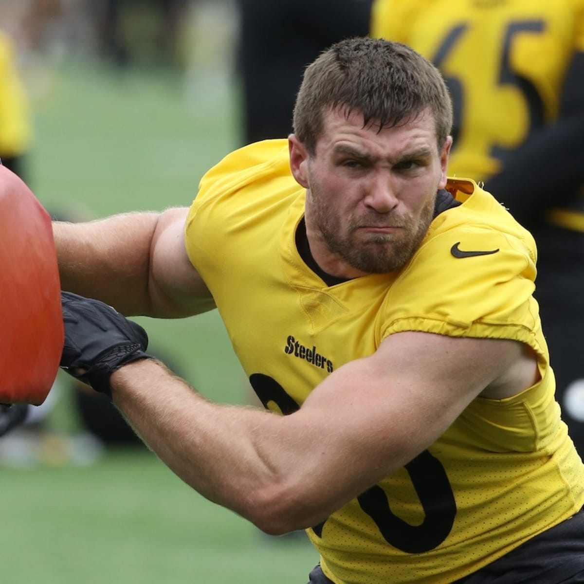 Pittsburgh Steelers linebacker Devin Bush takes part in drills during  practice at their NFL football training camp facility in Latrobe, Pa.,  Wednesday, July 27, 2022. (AP Photo/Keith Srakocic Stock Photo - Alamy