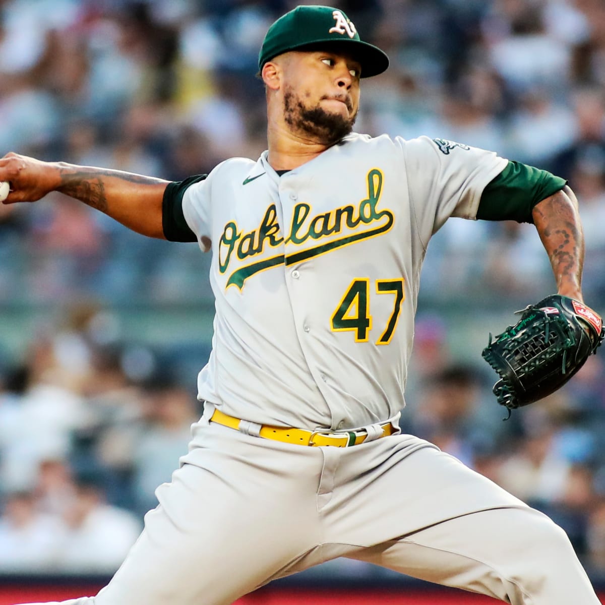 Cardinals should move to get Manaea or Montas from Athletics