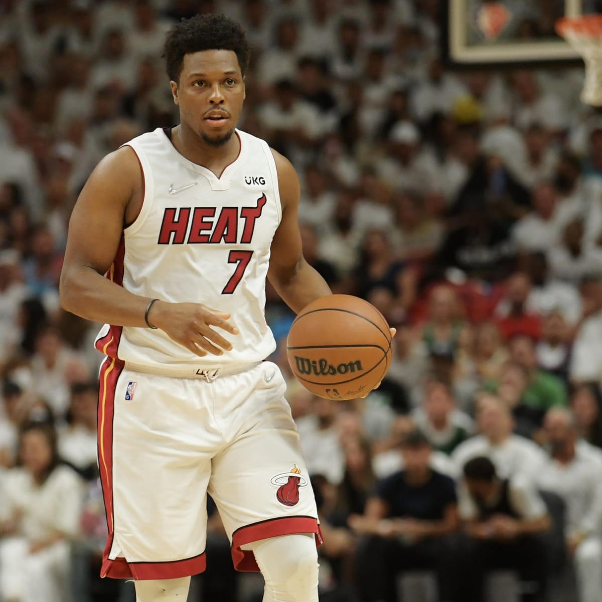 Kyle Lowry (personal) rejoins Heat, questionable for Monday