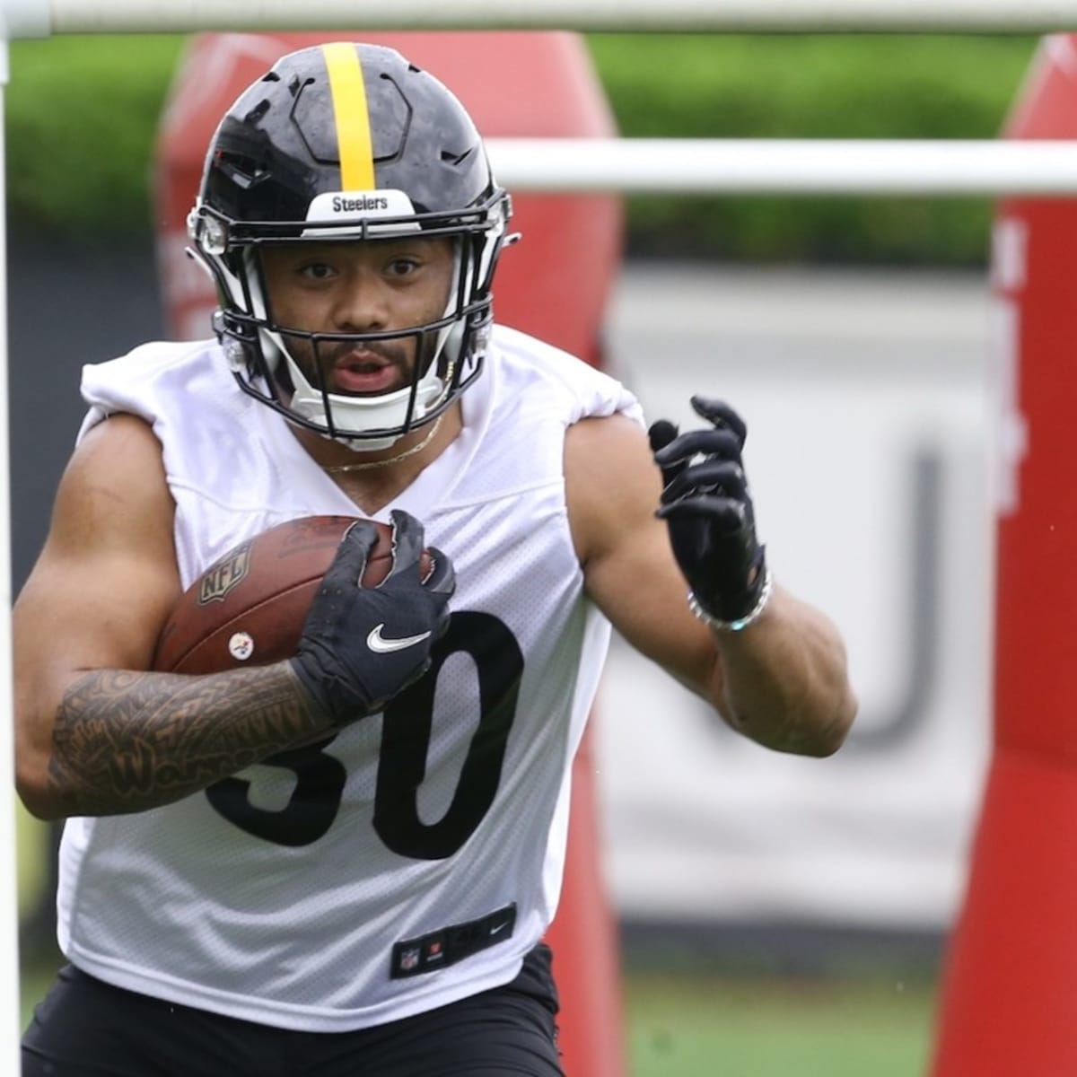 Steelers' Najee Harris admits Mike Tomlin challenged him ahead of