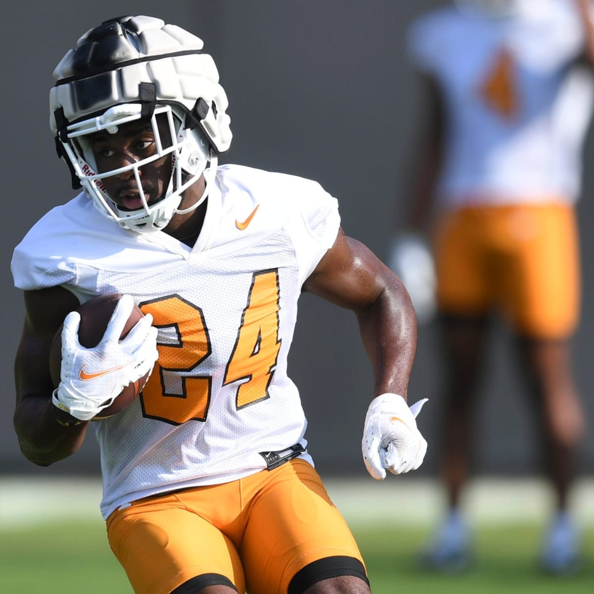 Athletic Vols Hit Practice Field For First Time This Preseason