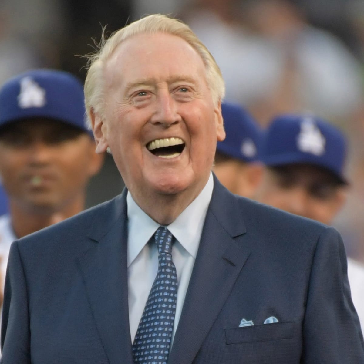 Highlight] Vin Scully's Masterful Call of the 10th Inning of Game