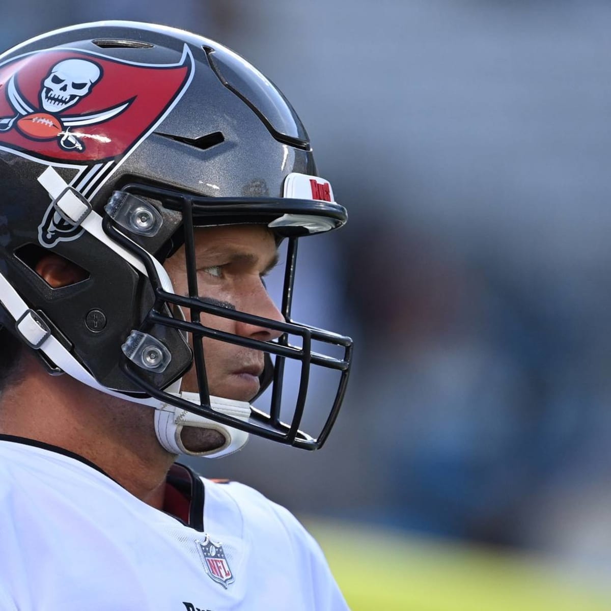 Tampa Bay Buccaneers QB Tom Brady back with team after brief absence