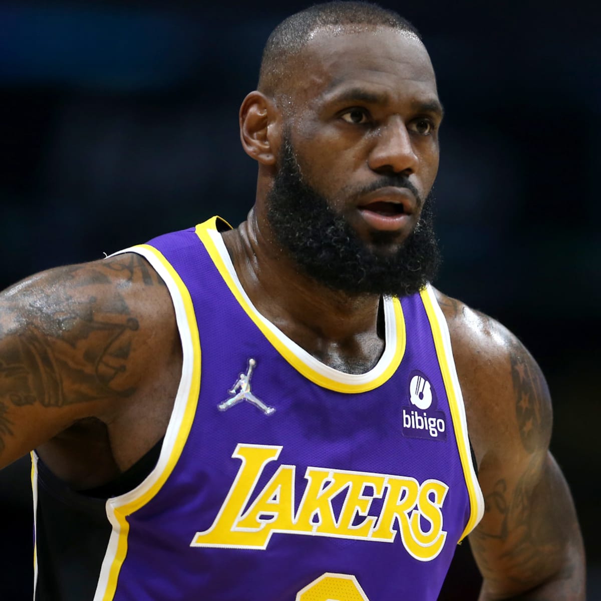 LeBron James extension: Lakers star should not rush decision - Sports  Illustrated