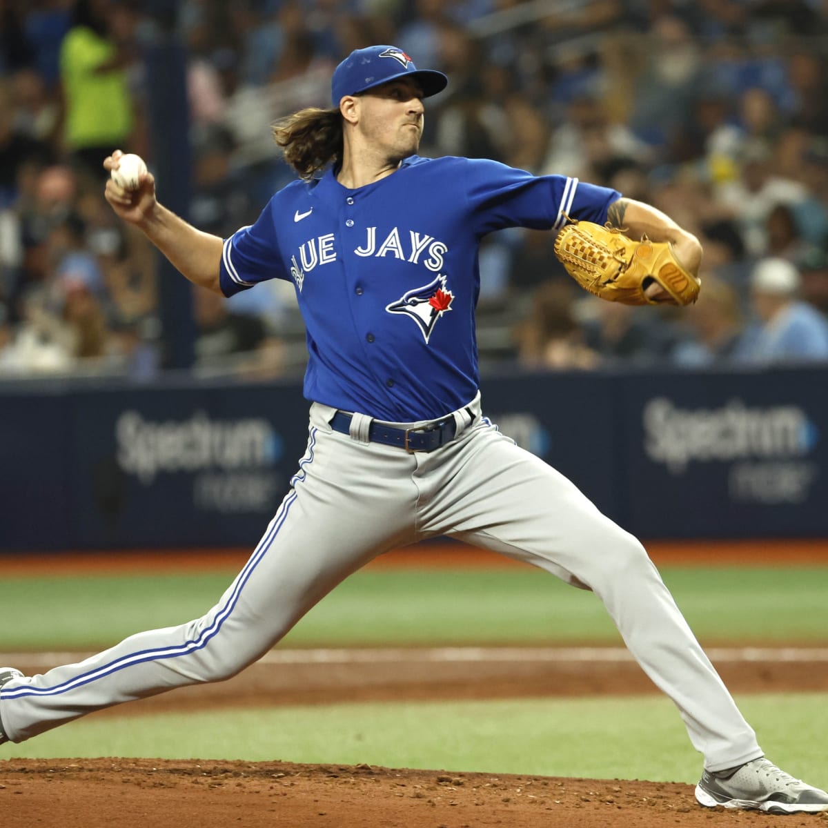 Tampa, USA. 13th May, 2022. Toronto Blue Jays starter Kevin Gausman pitches  against the Tampa Bay Rays during the second inning at Tropicana Field in  St. Petersburg, Florida on Friday, May 13