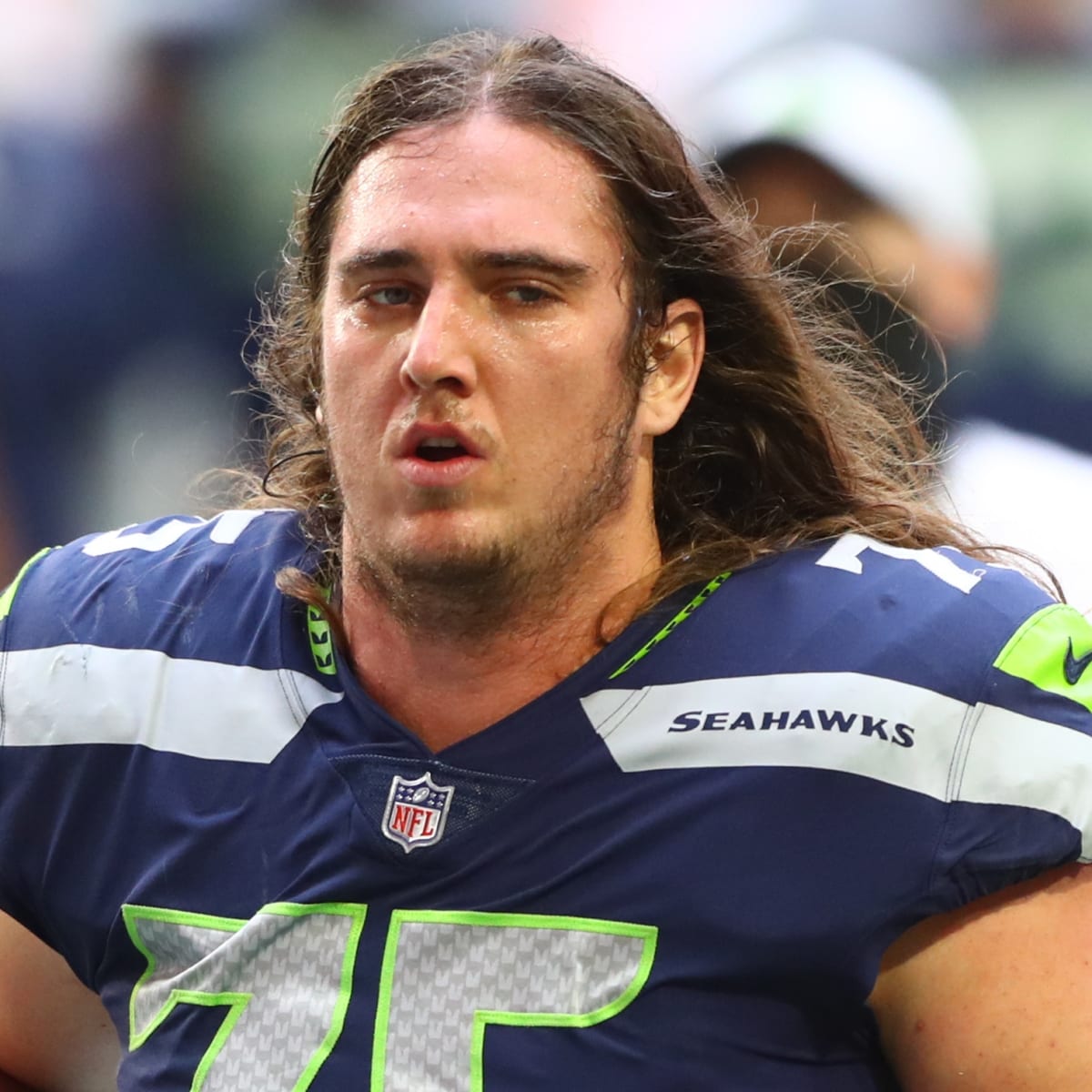 Ex-Seahawks OL Chad Wheeler rips off monitoring device