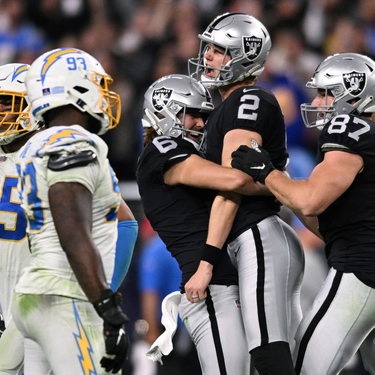 Raiders not as fortunate in 1-score games this season