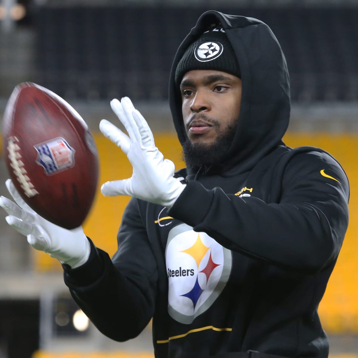 Steelers wide receiver Diontae Johnson inks contract extension