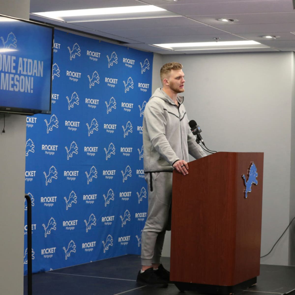 Wholesale Dropshipping Men's Detroit-Lions Aidan Hutchinson