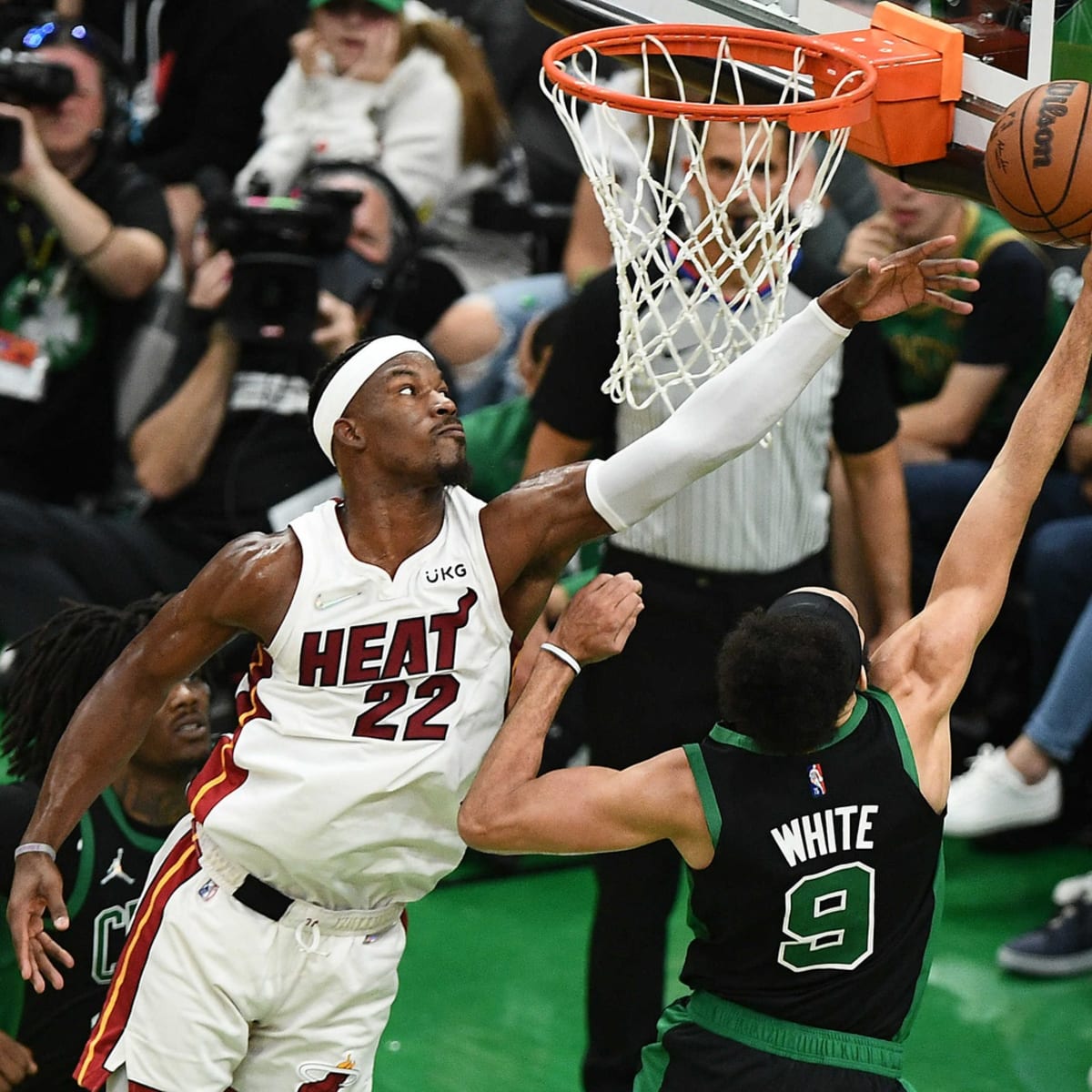 Is Jimmy Butler's new St. Louis Browns hat a source of NBA trash talk?