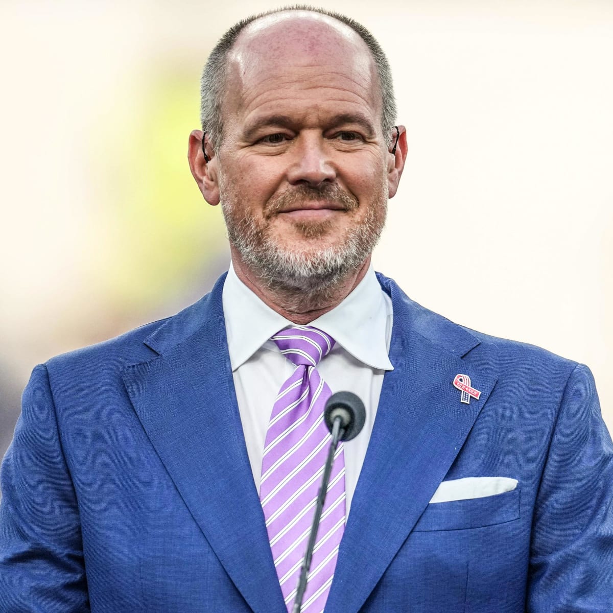 Rich Eisen Roasts Ohio State Fans at NFL Hall of Fame Induction Ceremony in  Canton