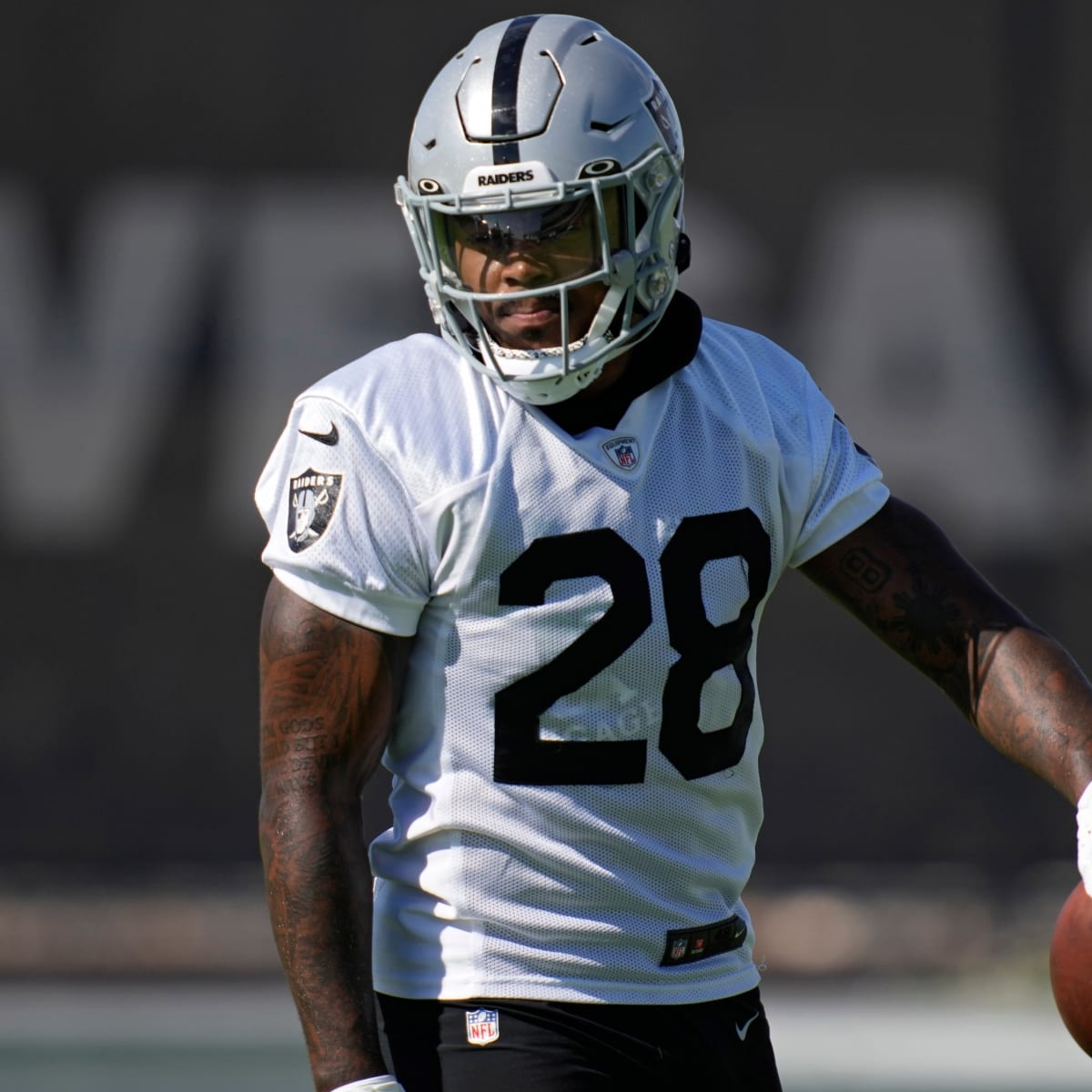 Raiders news: Josh McDaniels talks running back Josh Jacobs