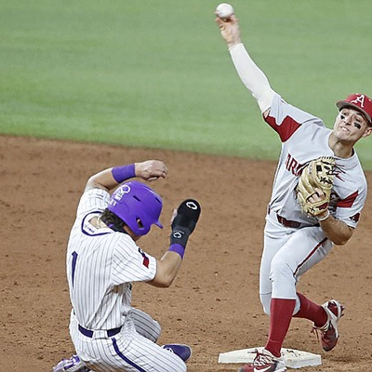 Arkansas Baseball Comes To 2023 College Baseball Showdown With