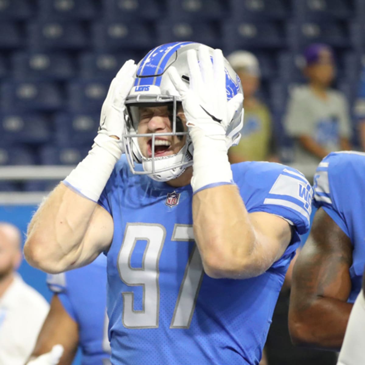 Detroit Lions debut Hard Knocks has Aidan Hutchinson singing