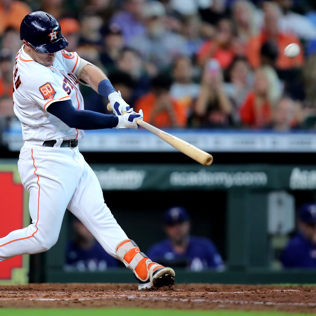How Astros' Alex Bregman started hitting again after slumping