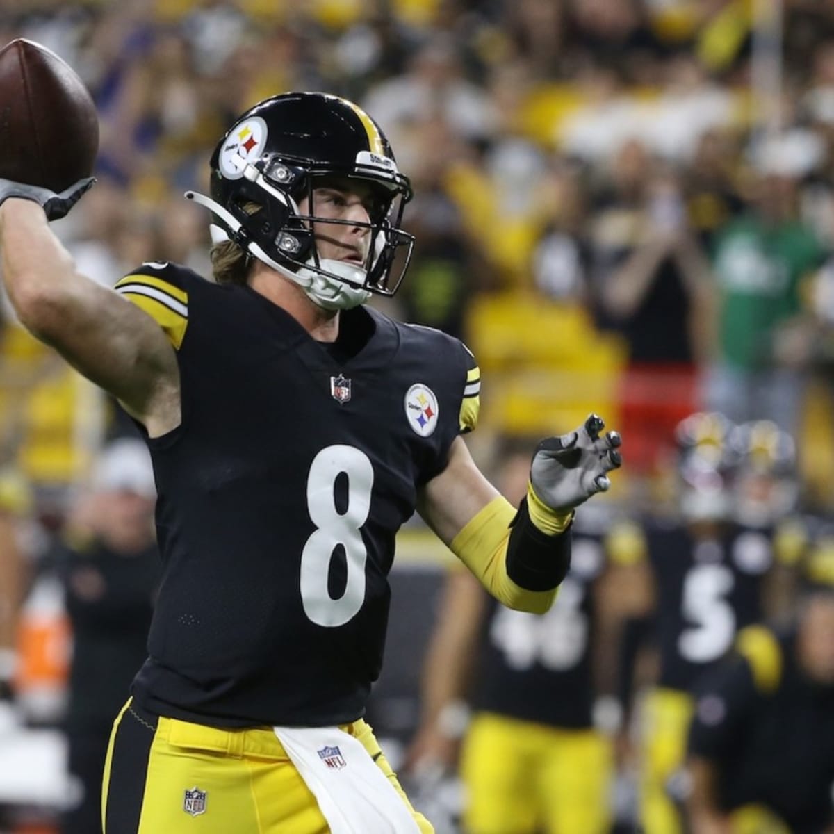 Steelers Phenom QB1 Kenny Pickett Held Out On Going To Super Bowl LVII For  A Reason That Will Get Fans Hyped Up