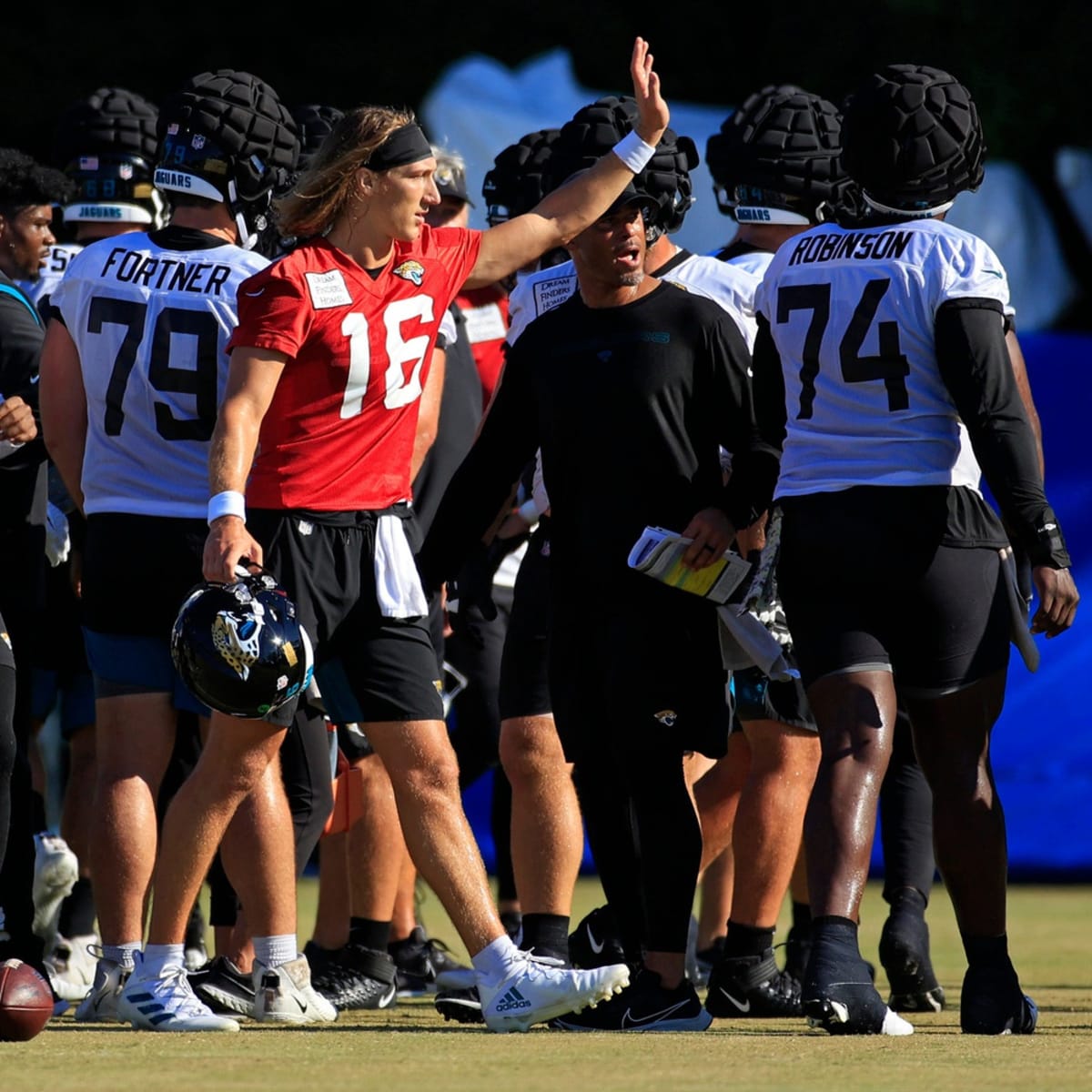 Jaguars training camp 2022: 5 storylines to keep an eye on