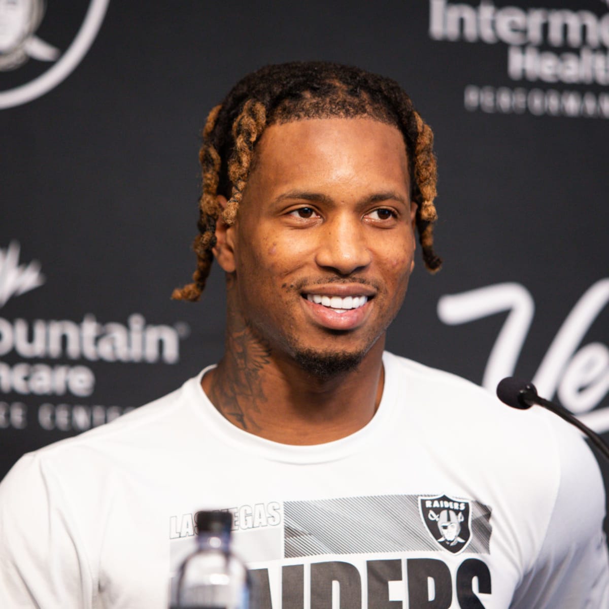 Raiders training camp: Wide receiver Tyron Johnson showing out