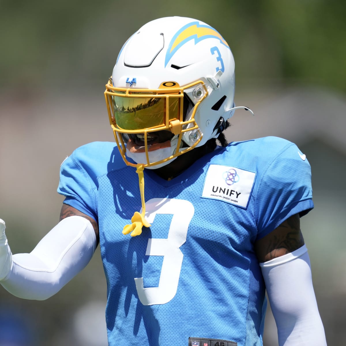 What Derwin James' record-setting deal means for Chargers