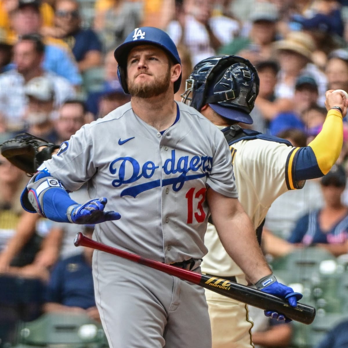 Dodgers wear Max Muncy quote shirts