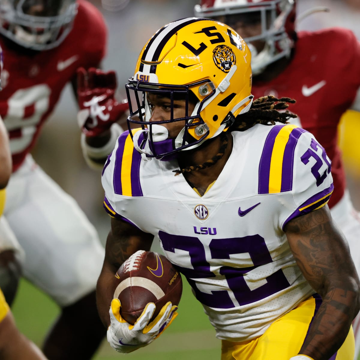 LSU vs Alabama: Tigers have own star receiver trio - Sports Illustrated