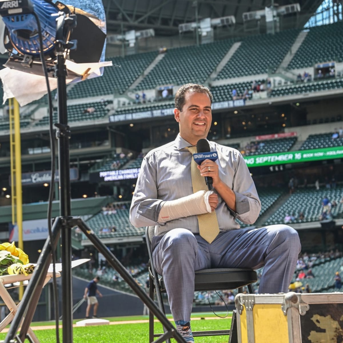 Dodgers Reporter Breaks Wrist and Ribs Going Down Brewers' Slide