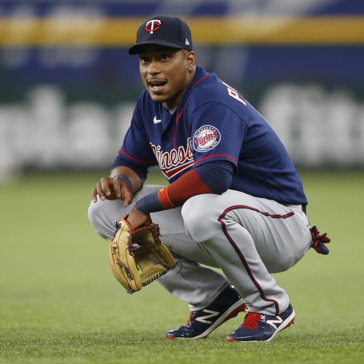 After big hit from Jose Miranda, Twins crumble in 10th inning
