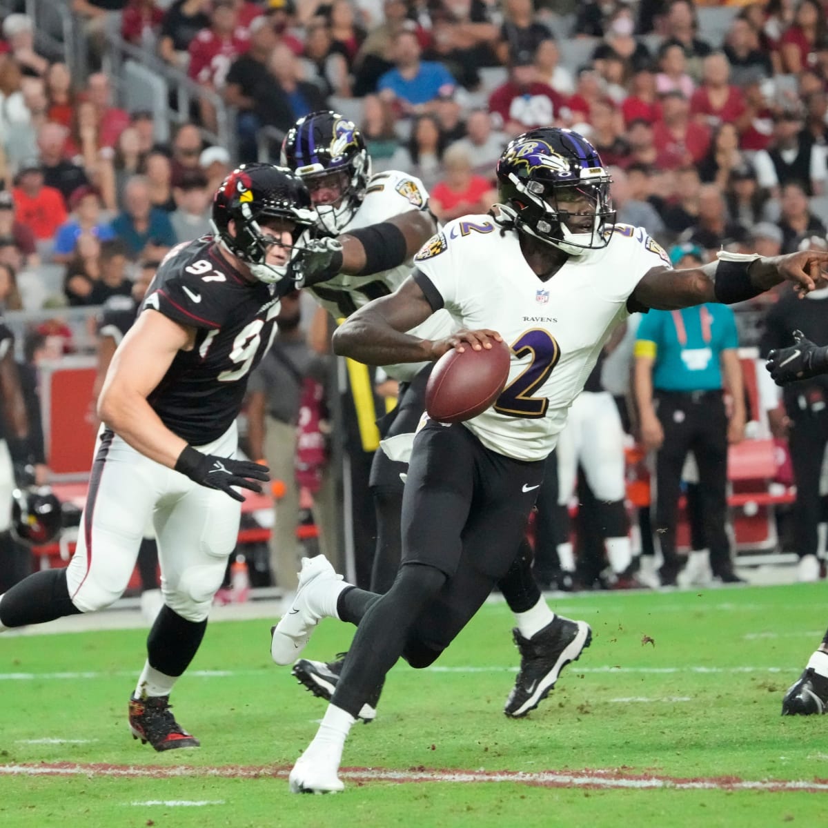 Ravens' Tyler Huntley expected to start vs. Browns: How he's looked as  Baltimore's starting QB - The Athletic