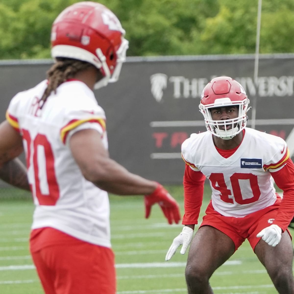 RB Jerick McKinnon Returns to KC Chiefs: Clyde Edwards-Helaire, Ronald  Jones Impact? - Sports Illustrated Kansas City Chiefs News, Analysis and  More