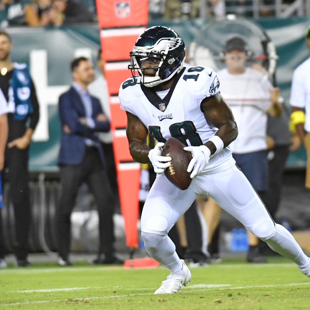 Philadelphia Eagles Miles Sanders Autographed 8 x 10 Running in Black  Jersey Photograph