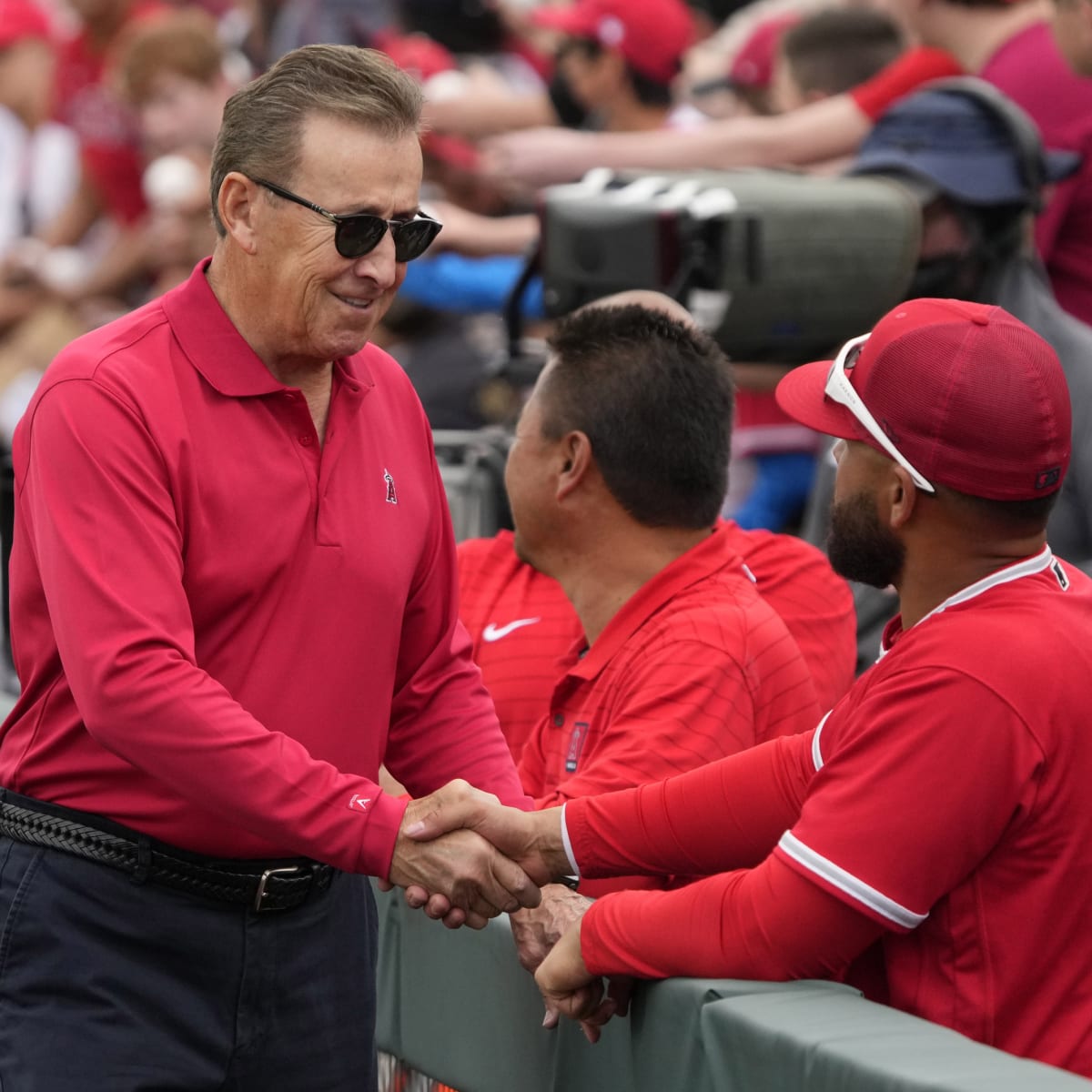 Anaheim Angels owner explores selling franchise