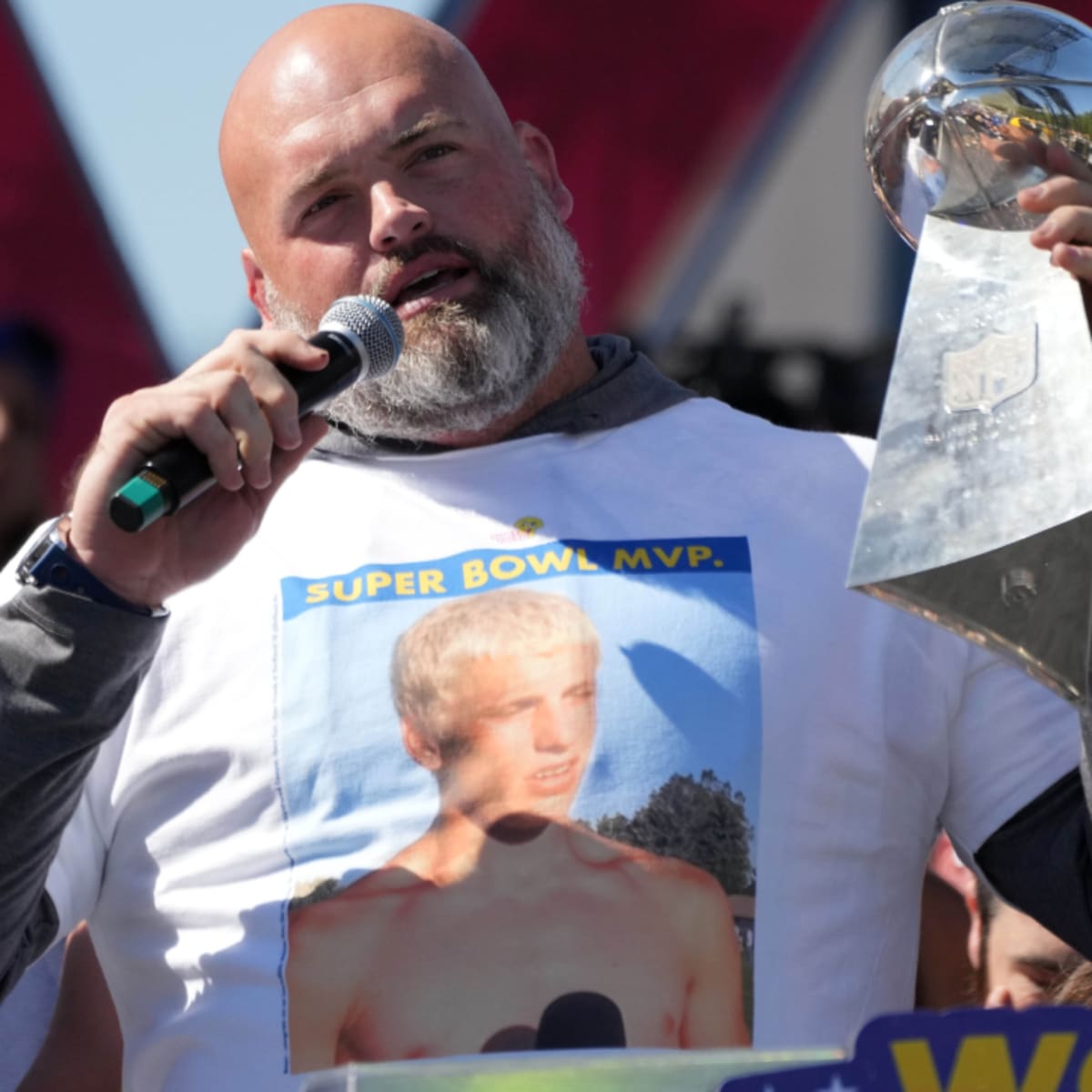 Andrew Whitworth Teases Potential Comeback After Retirement Announcement -  The Spun: What's Trending In The Sports World Today