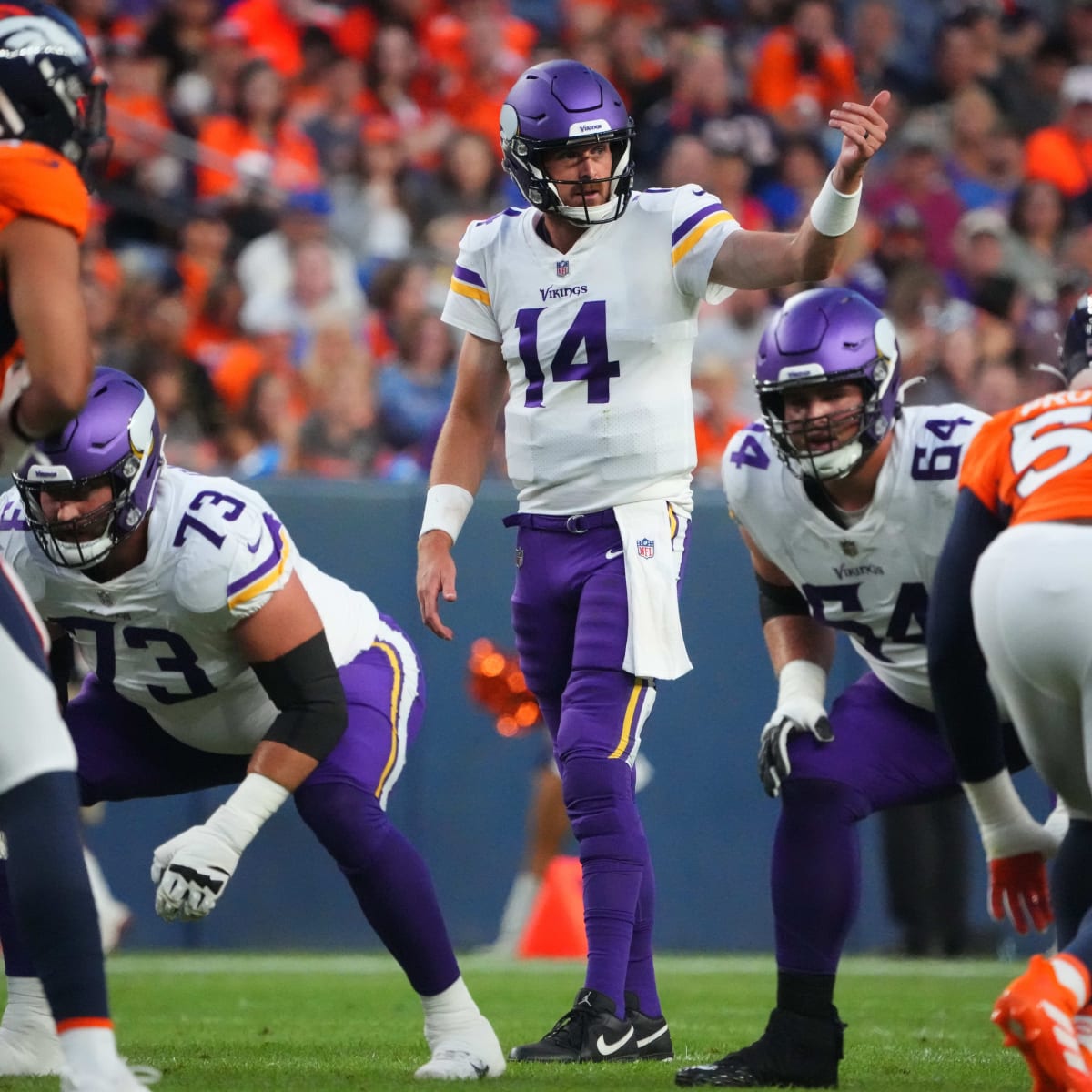 Minnesota Vikings punter Ryan Wright warms up before their game against the  San Francisco 49ers during an NFL preseason football game, Saturday, Aug.  20, 2022, in Minneapolis. (AP Photo/Craig Lassig Stock Photo 