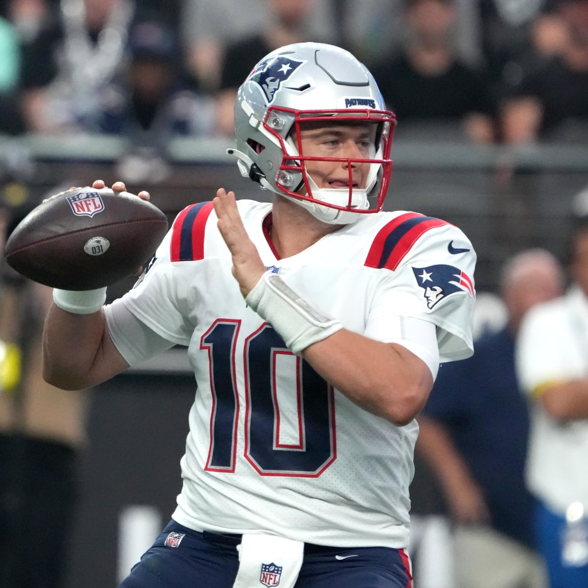 Examining Mac Jones: What's the real reason for the Patriots QB's  regression? - The Athletic