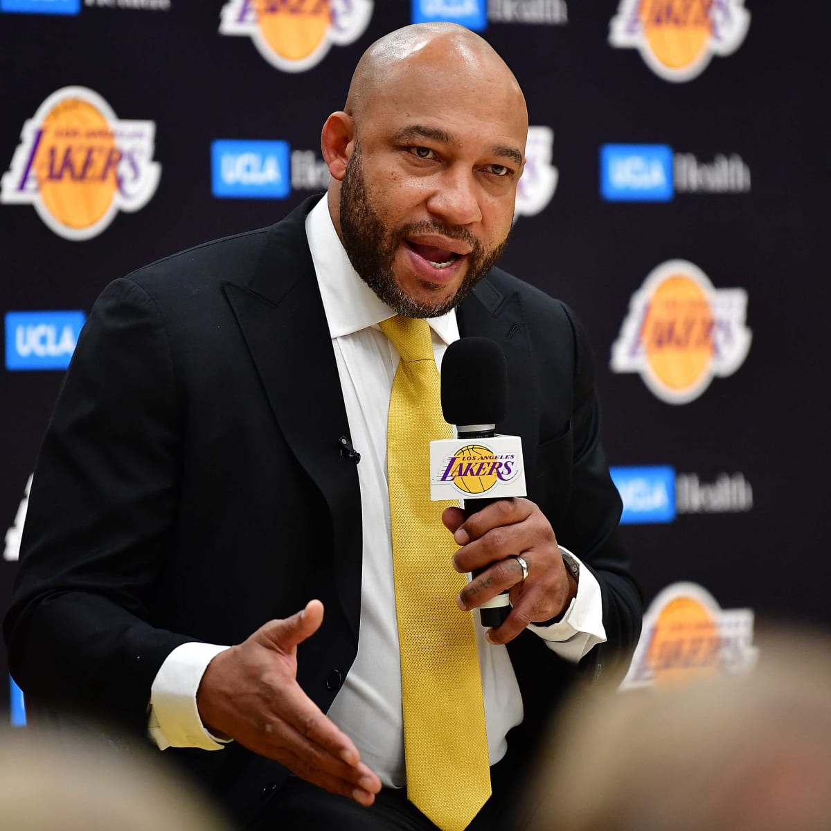 LeBron, Lakers counting on revival from new coach Darvin Ham - The San  Diego Union-Tribune