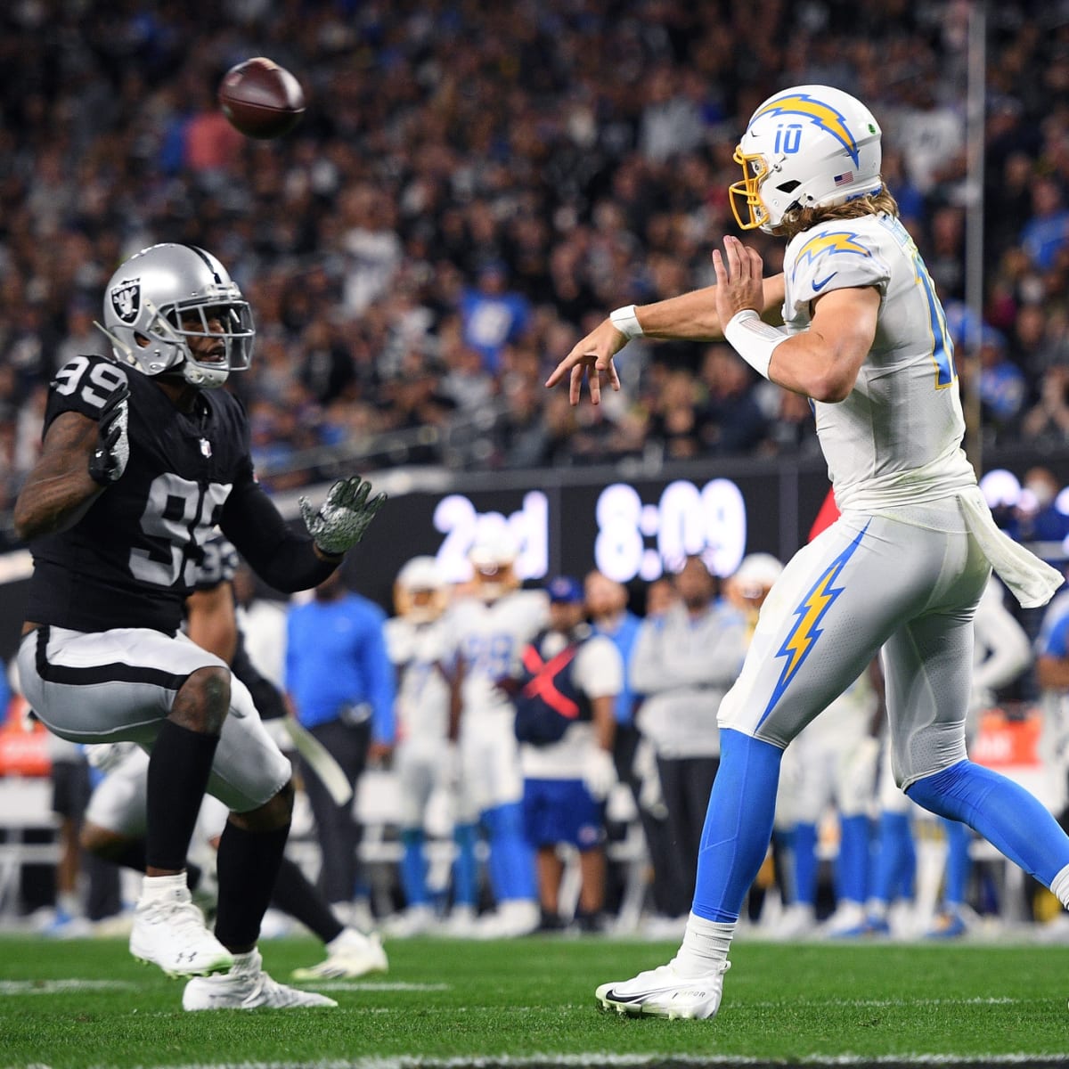 Raiders DE Clelin Ferrell likely to return to field in Week 2