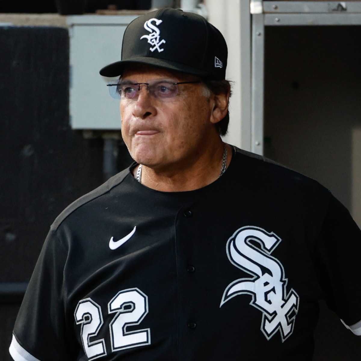 Tony La Russa to Leave White Sox Indefinitely Due to Medical Issue - Sports  Illustrated