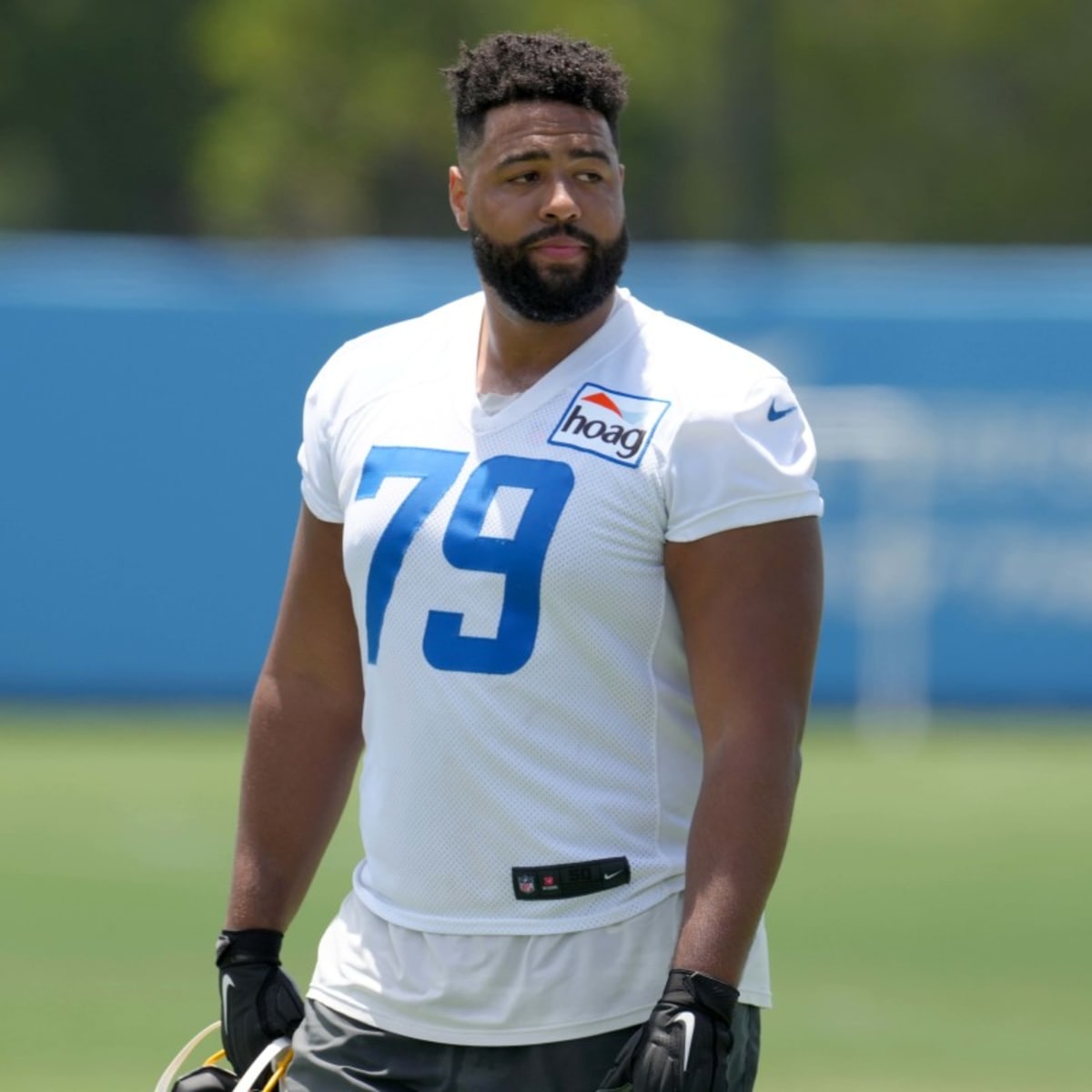 Trey Pipkins' growth into offensive-line role with Chargers begins at  rookie camp - Los Angeles Times