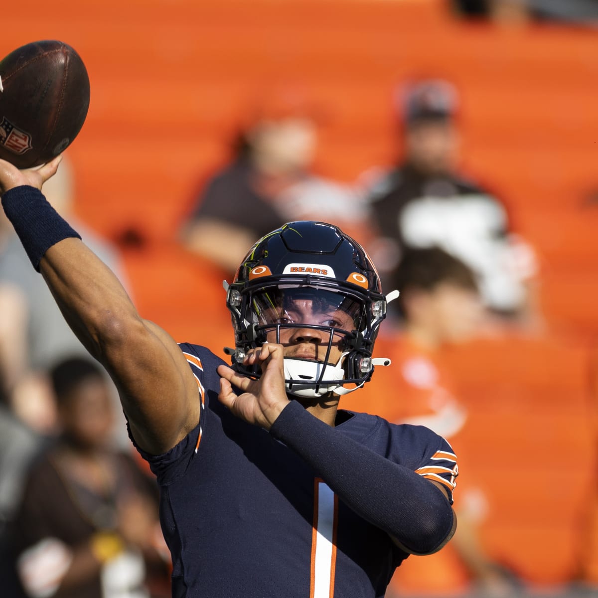 Justin Fields Leads Bears Comeback Win - Sports Illustrated Chicago Bears  News, Analysis and More