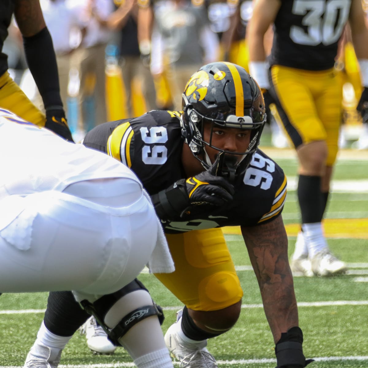 Iowa Player Caught Gambling On Hawkeyes Games Hilariously