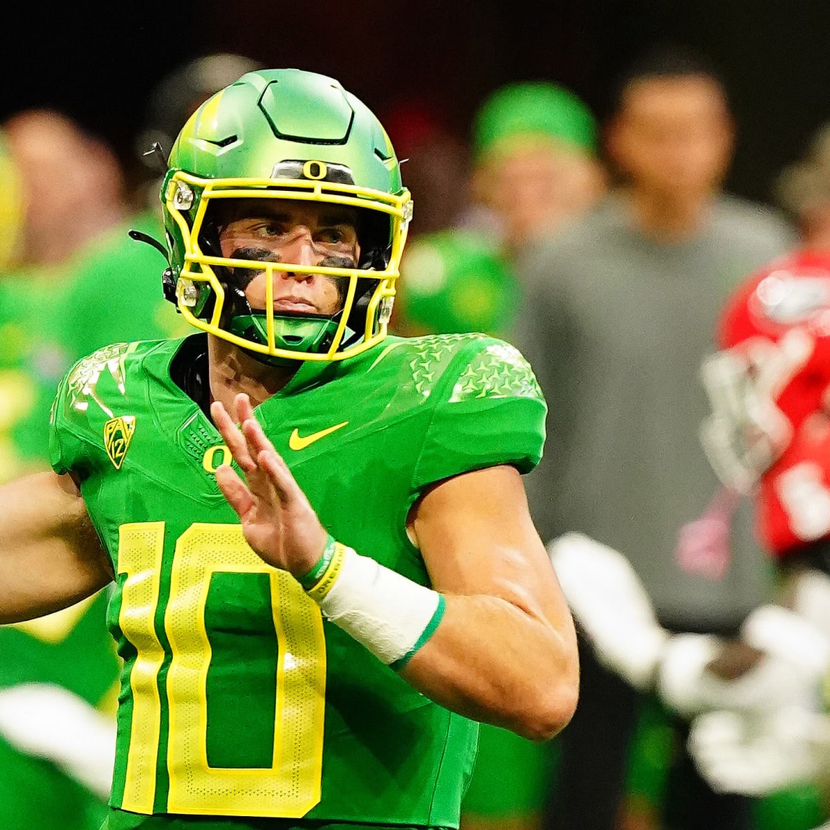 Is Bo Nix Engaged? Everything You Need To Know About the Oregon  Quarterback's Love Life