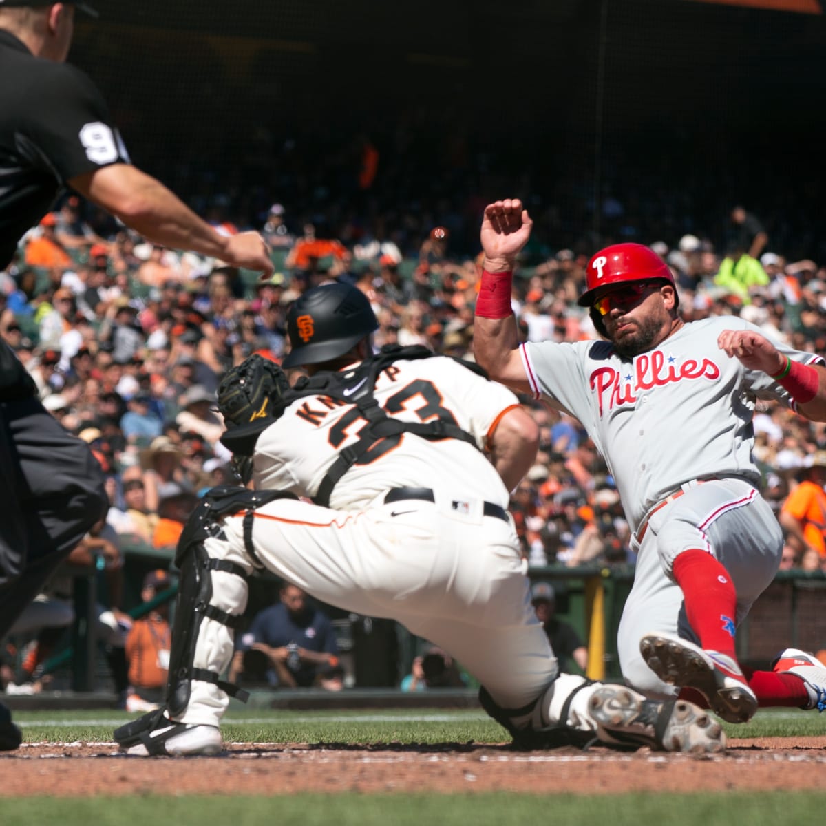 The Philadelphia Phillies Drop Fifth Straight in Extra Innings Loss to San  Francisco Giants - Sports Illustrated Inside The Phillies